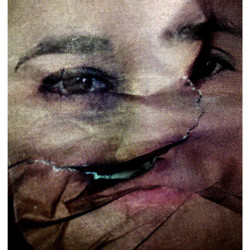 ANTESALA DE TODA DECEPCION. FotografIa. 25x40 cm (aprox)