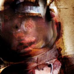 BUZO ANTIGUO. Collage digital 2012