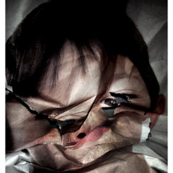 MMMPH. FotografIa. 25x40 cm (aprox)