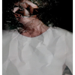 PINHEAD PLAYBOY. FotografIa. 25x40 cm (aprox)