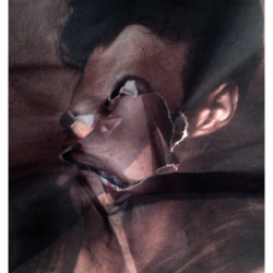 TORMENTA JUVENIL. FotografIa. 25x40 cm (aprox)