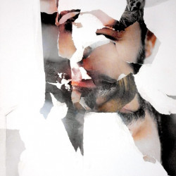 TOLLUND 2.0 (Aka Hardcore Echenique). Collage, lápiz y ceras sobre papel. 50x70 cm.